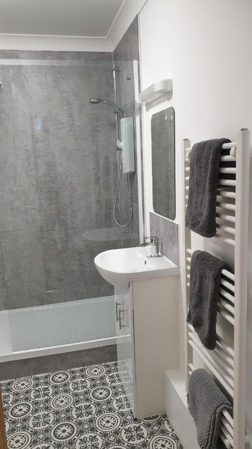 Beautiful Apartment 2 Mins To The Beach St Leonards-on-Sea Kültér fotó