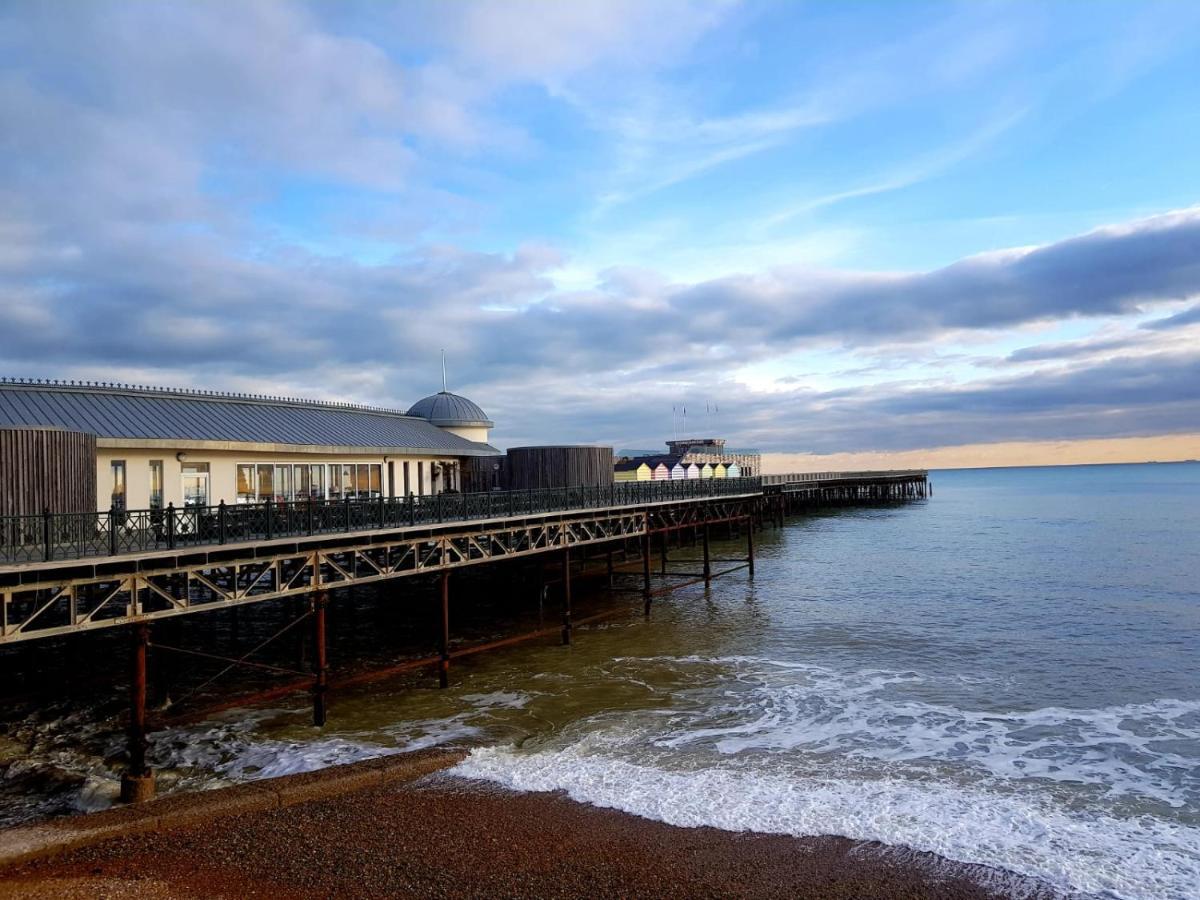 Beautiful Apartment 2 Mins To The Beach St Leonards-on-Sea Kültér fotó