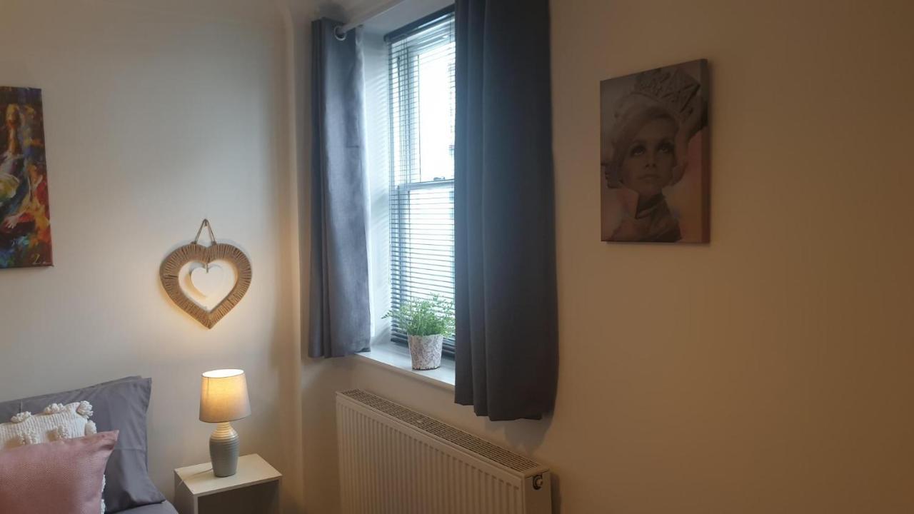 Beautiful Apartment 2 Mins To The Beach St Leonards-on-Sea Kültér fotó
